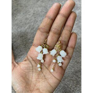 White flower earrings , white feathered  Snow White acrylic long earrings floral